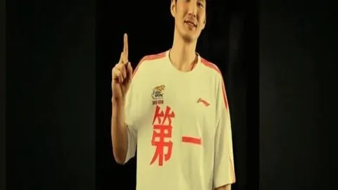 滕哈赫指出：任何失误都可能影响表现，无人能场场完美。